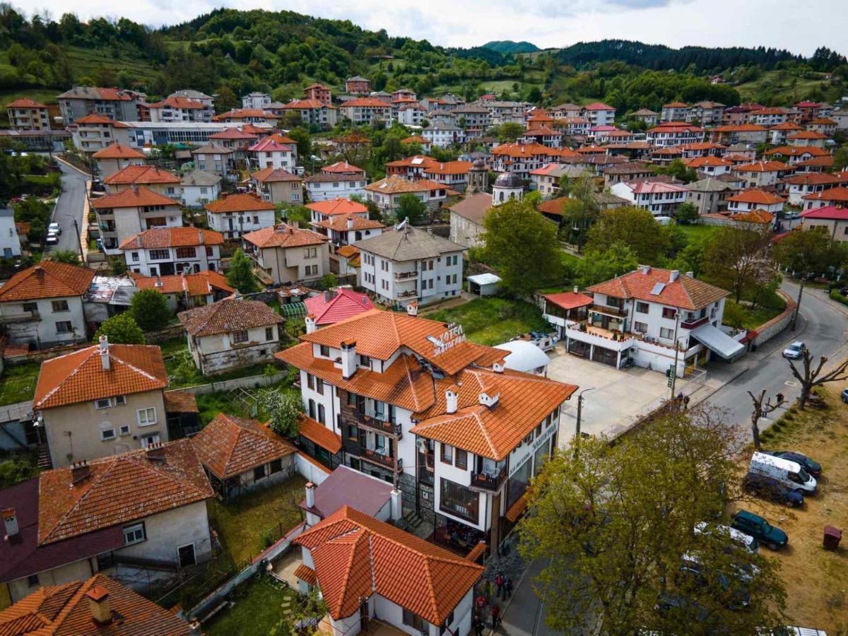 Семеен Хотел Златоград Εξωτερικό φωτογραφία